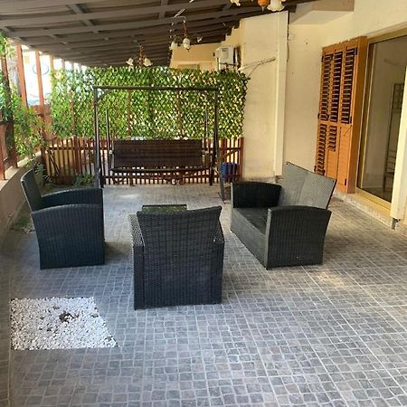 לרנקה Ground Floor Apartment With Big Balcony מראה חיצוני תמונה